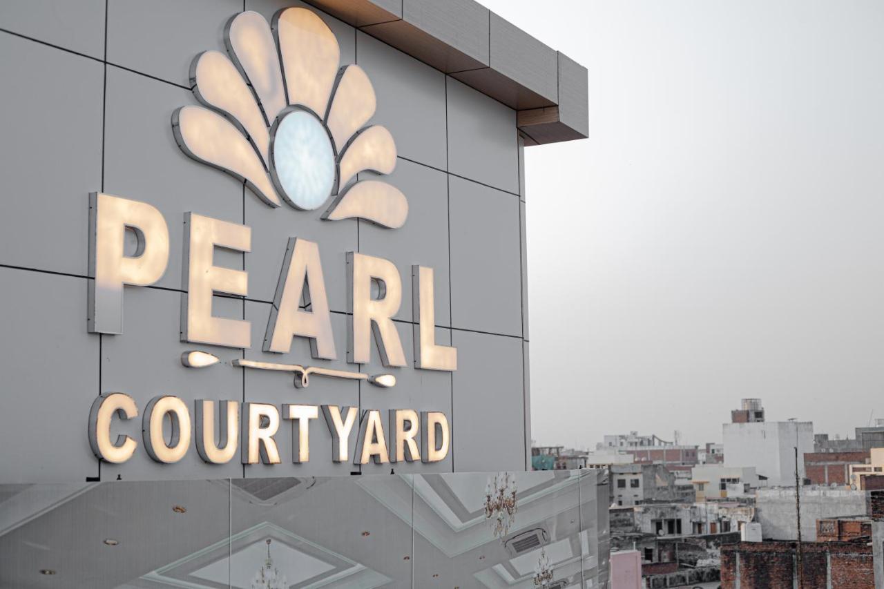 Hotel Pearl Courtyard Varanasi Exterior foto