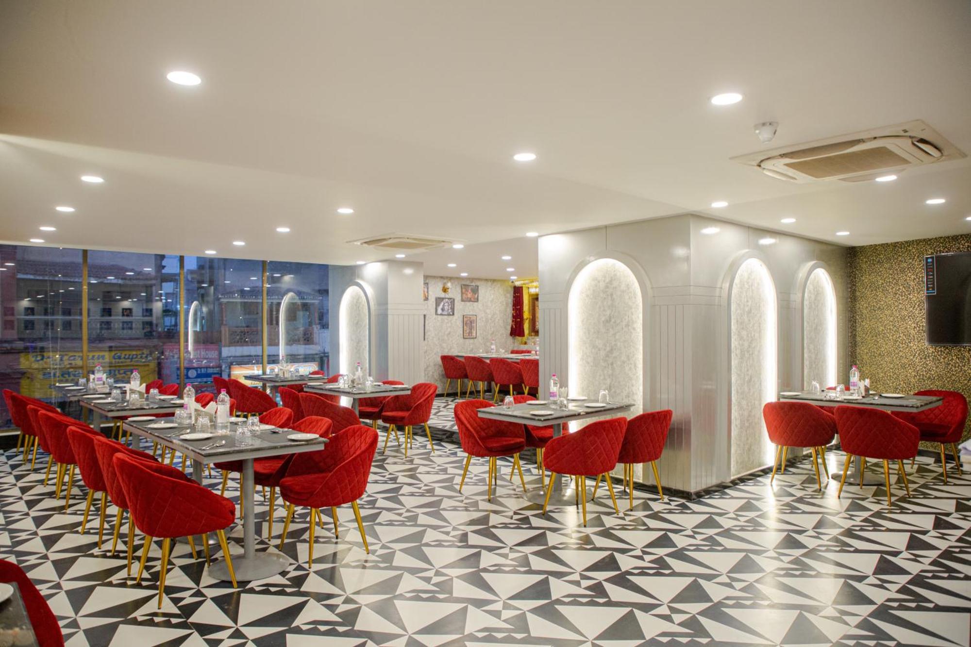 Hotel Pearl Courtyard Varanasi Exterior foto